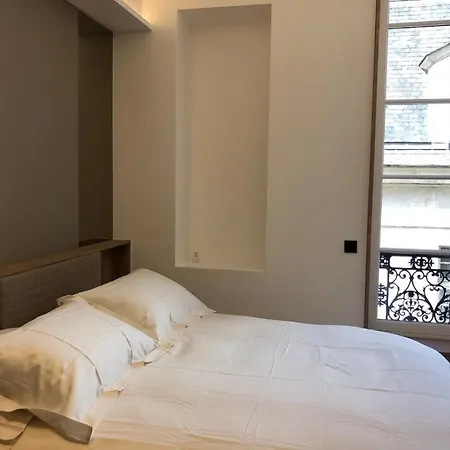 Luxurious -2br-4p-hotel De Apartment *
