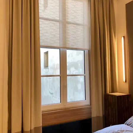 Luxurious -2br-4p-hotel De Apartment Paris