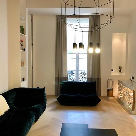 Luxurious -2br-4p-hotel De