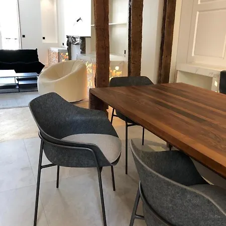 Apartment Luxurious -2br-4p-hotel De *
