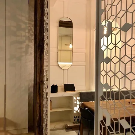 Luxurious -2br-4p-hotel De