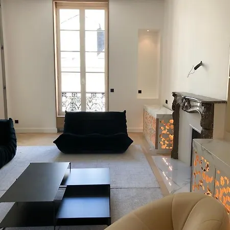 Apartment Luxurious -2br-4p-hotel De