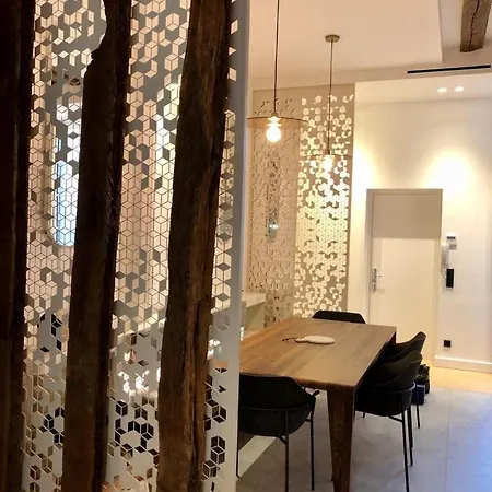 Luxurious -2br-4p-hotel De *